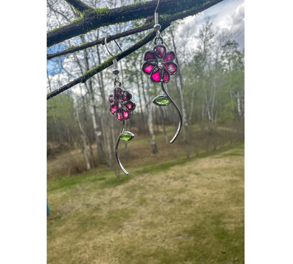 Handmade Quartz Blossom Resin Earrings - Bloom with Nature's Energy
