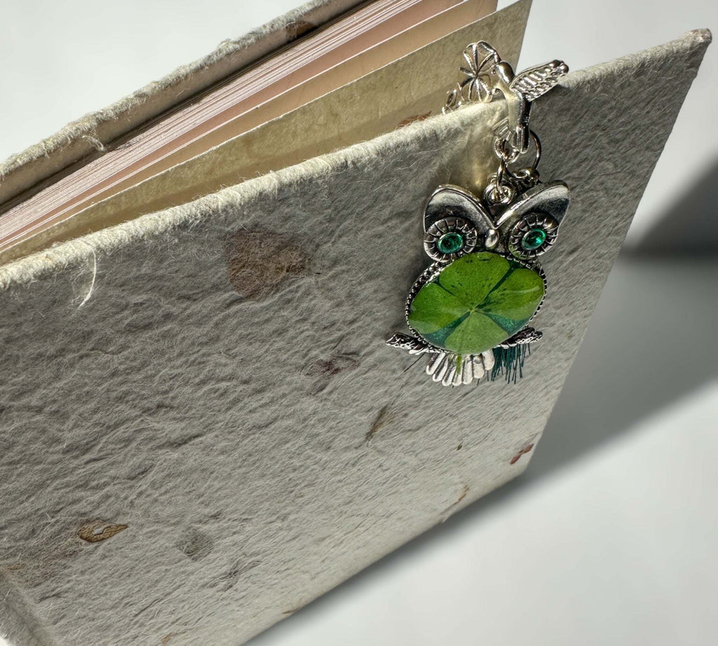 Marque-page - Marque-page Lucky Owl en trèfle à quatre feuilles pressé