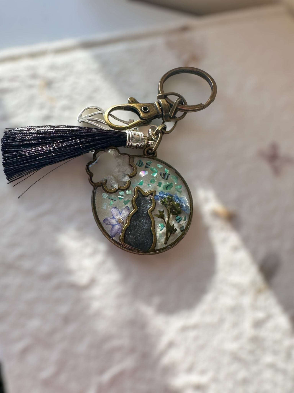 Cat Silhouette Keychains with Real Pressed Flowers Cat Lover Accessory