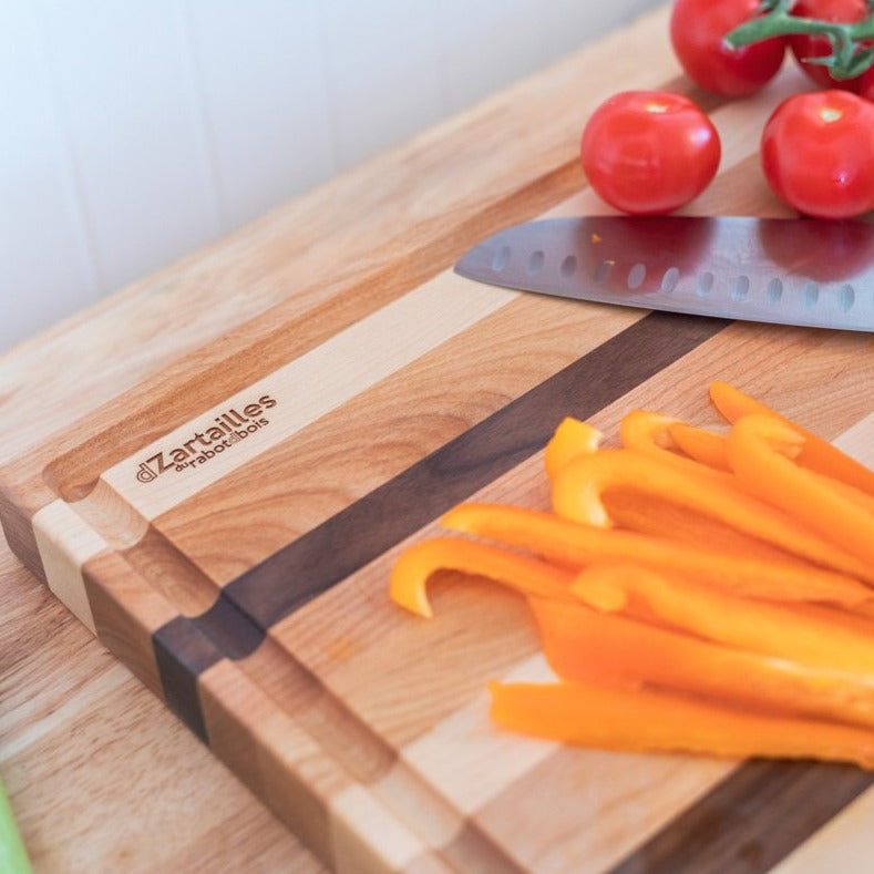 Wood Cutting Board, the 'D-Zartailles' with Juice Groove