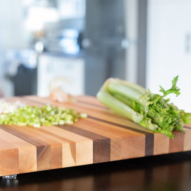 Unique 'd-Zartailles XL' Cutting Board
