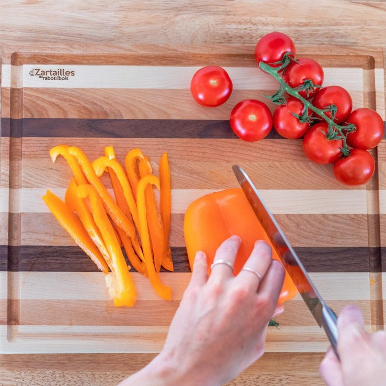 Wood Cutting Board, the 'D-Zartailles' with Juice Groove