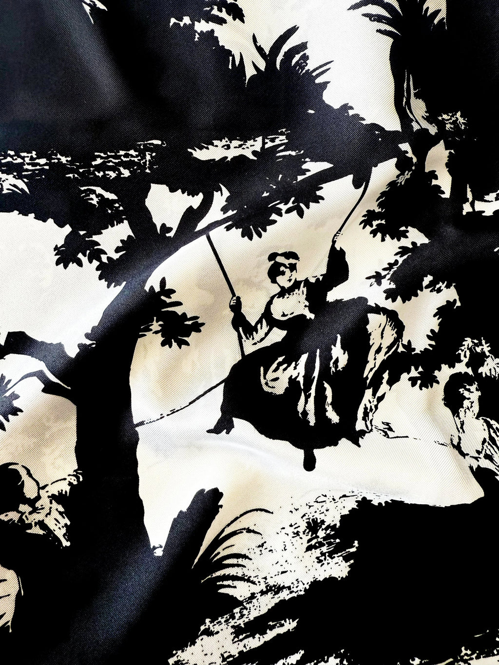 pop toile b&w silk caftan