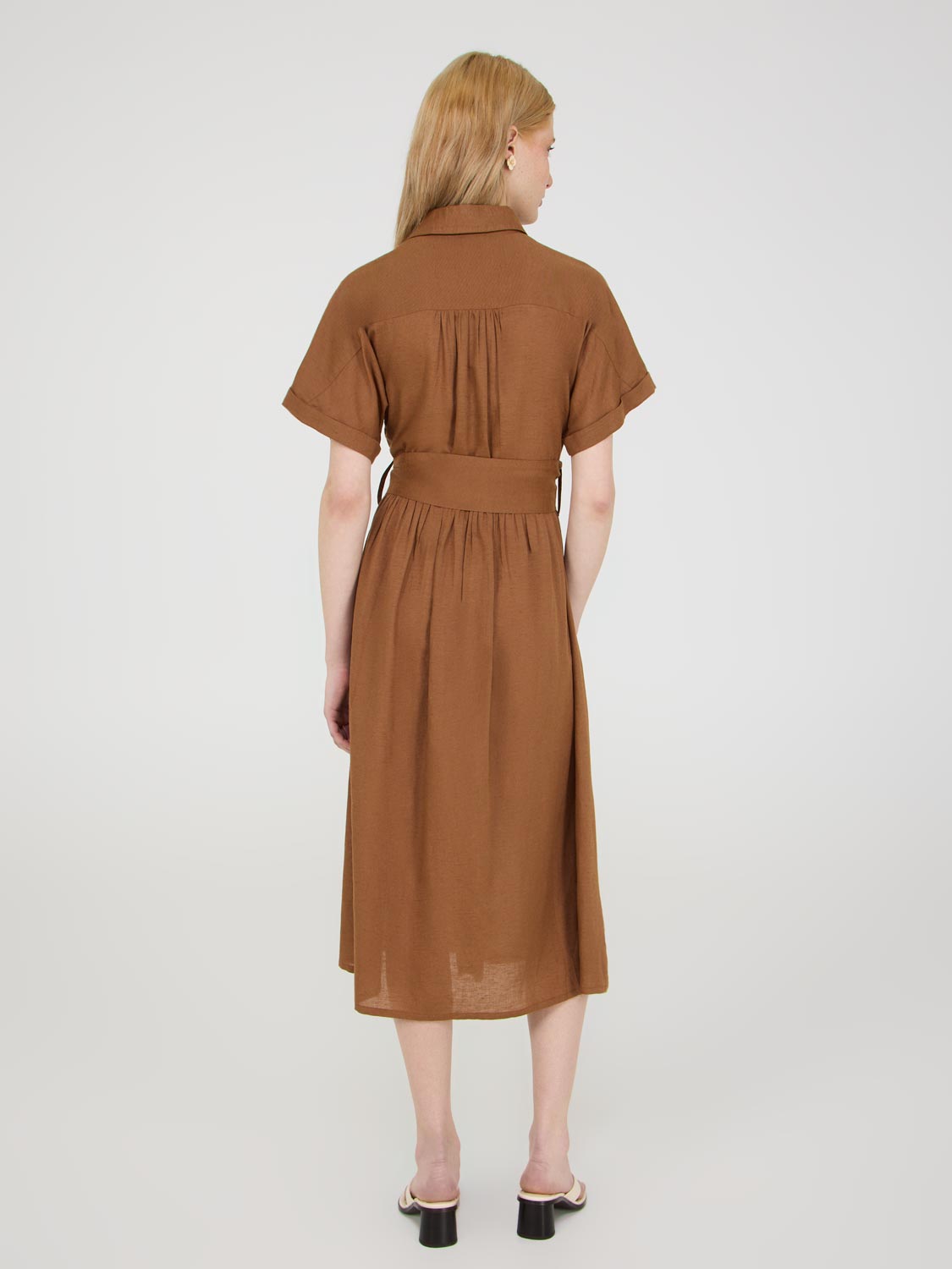 Robe chemise à manches chauve-souris en lin mélangé