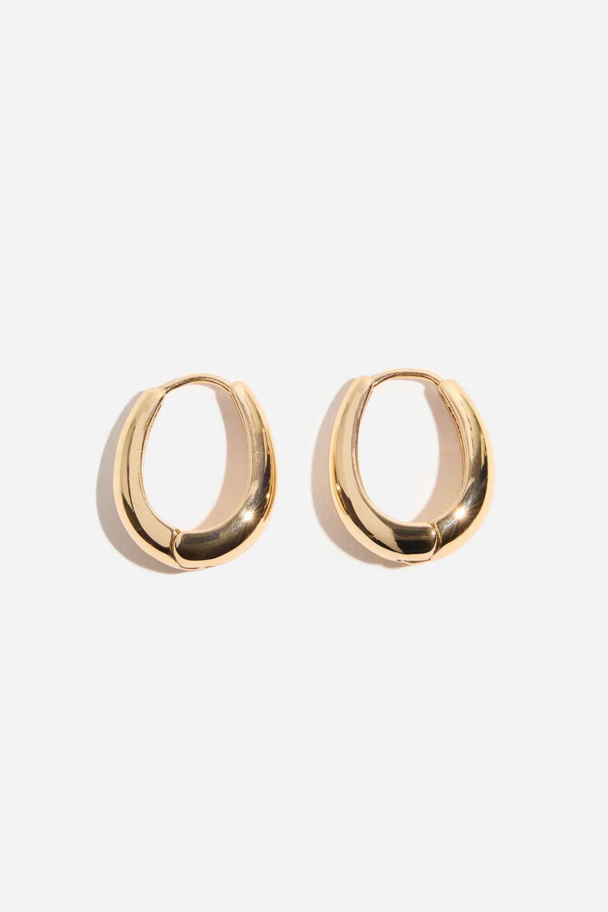 Boucles d'oreilles créoles en forme de dôme