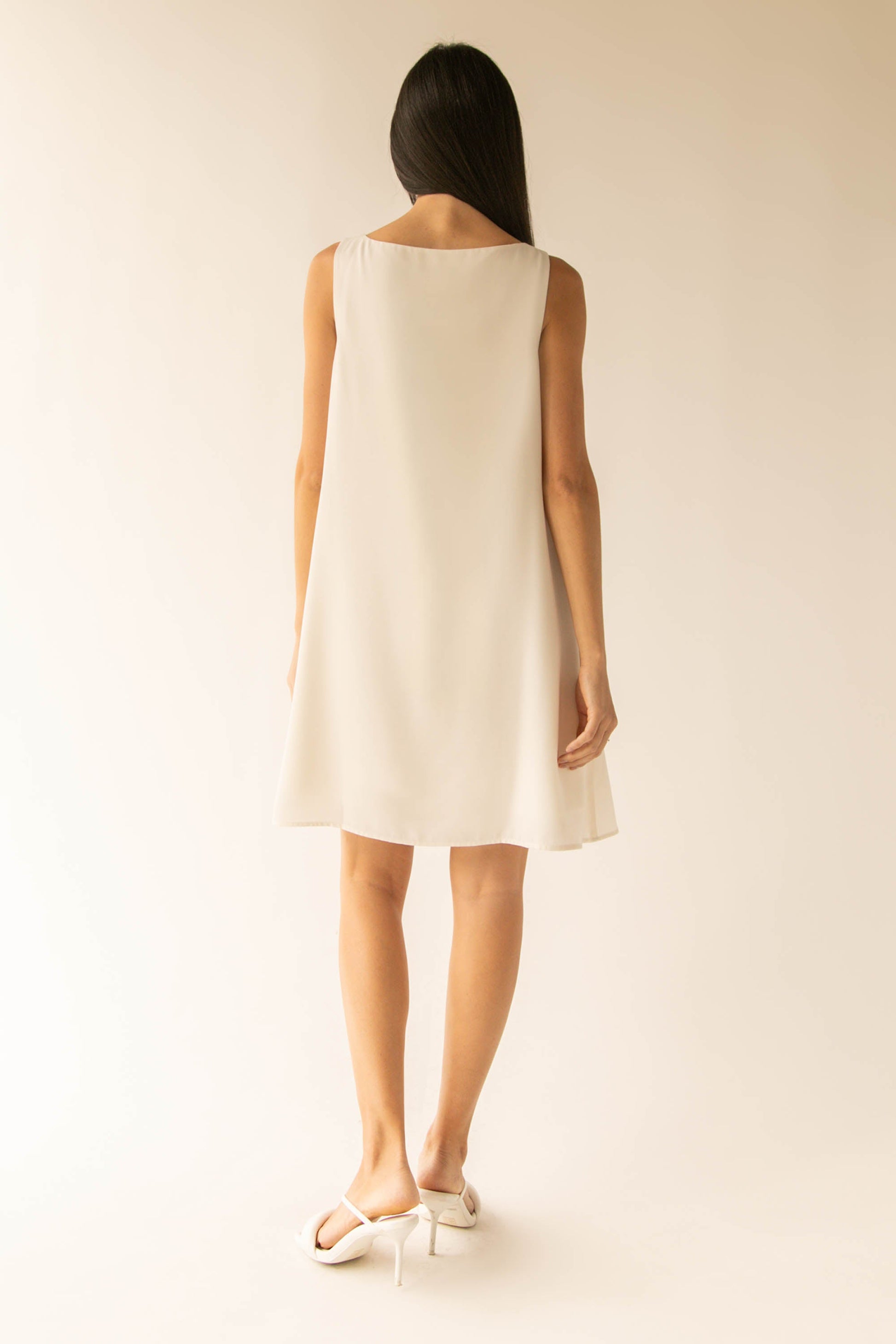 MINI ROBE SANS MANCHES