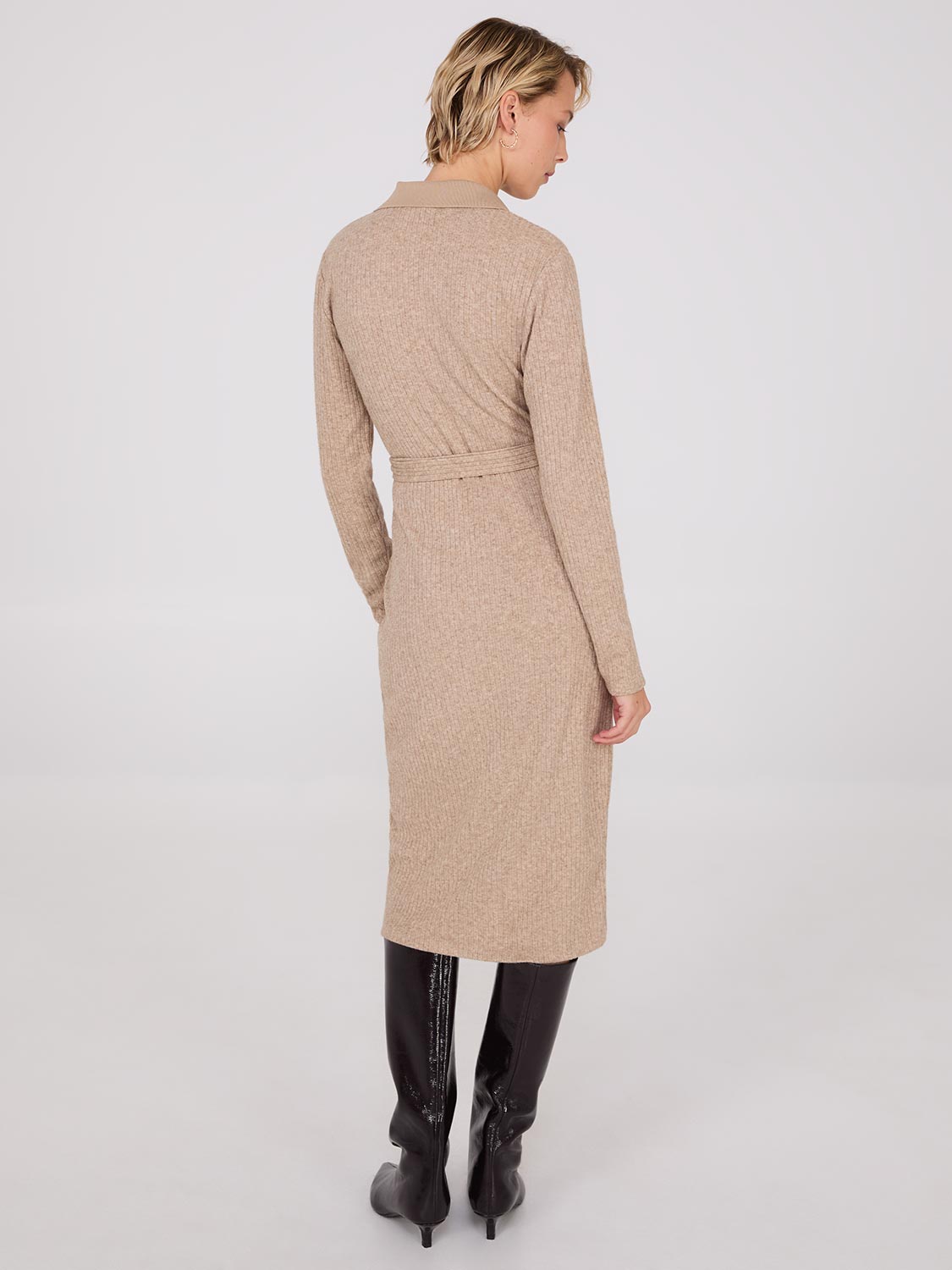 Robe midi côtelée à manches longues