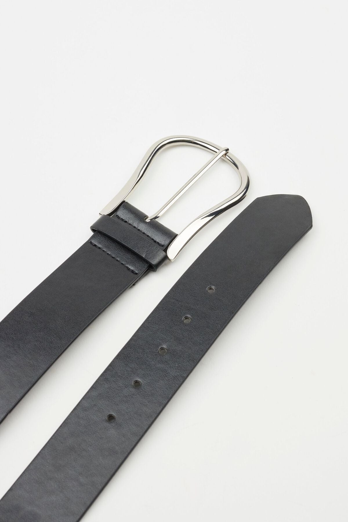 Wide Oval Waist Belt