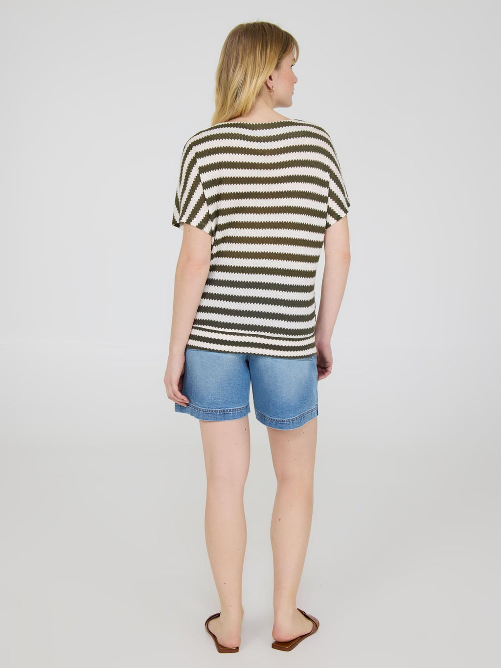 Pull rayé à manches courtes dolman