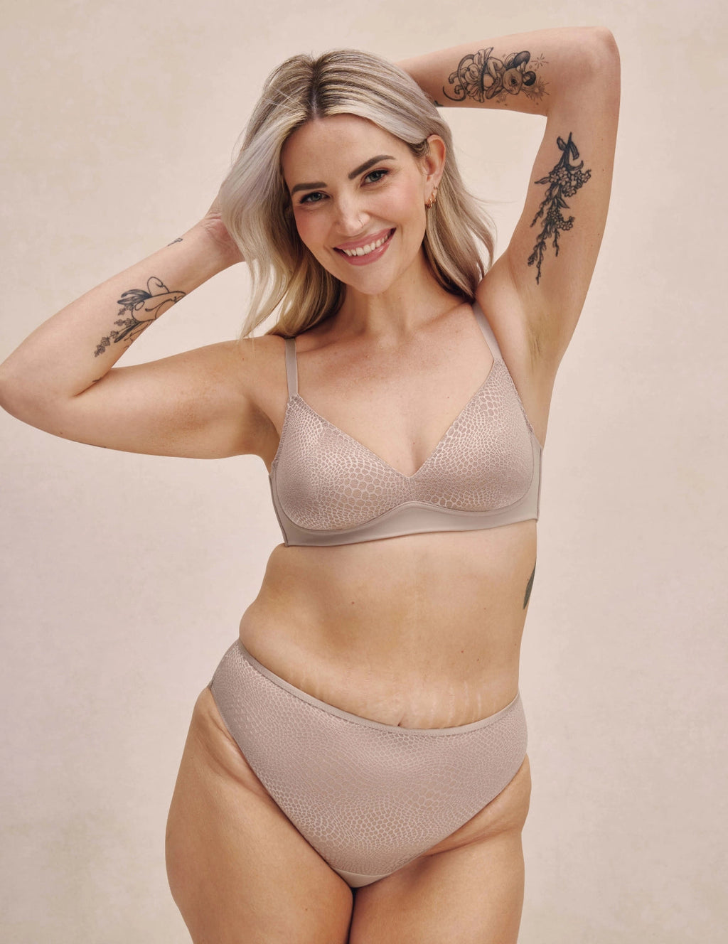 Essential Gossamer Lace French Cut