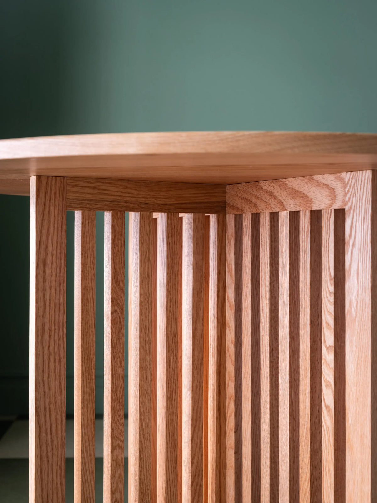 ROBIE Dining Table