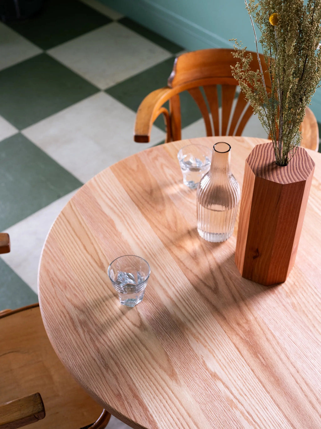 ROBIE Dining Table