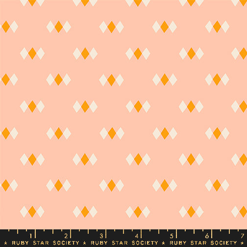 RSS Juicy Diamonds in Peach; 1/4 yard