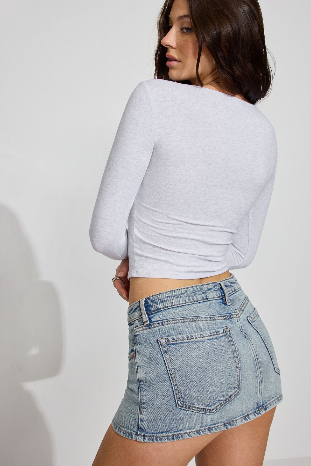 Scoop Neck Long Sleeve Top