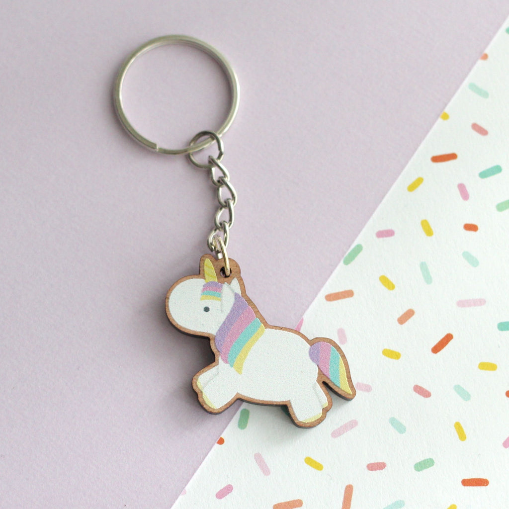 Porte-clés en bois licorne arc-en-ciel - Cadeau pour amoureux des licornes - Breloque pour sac à dos