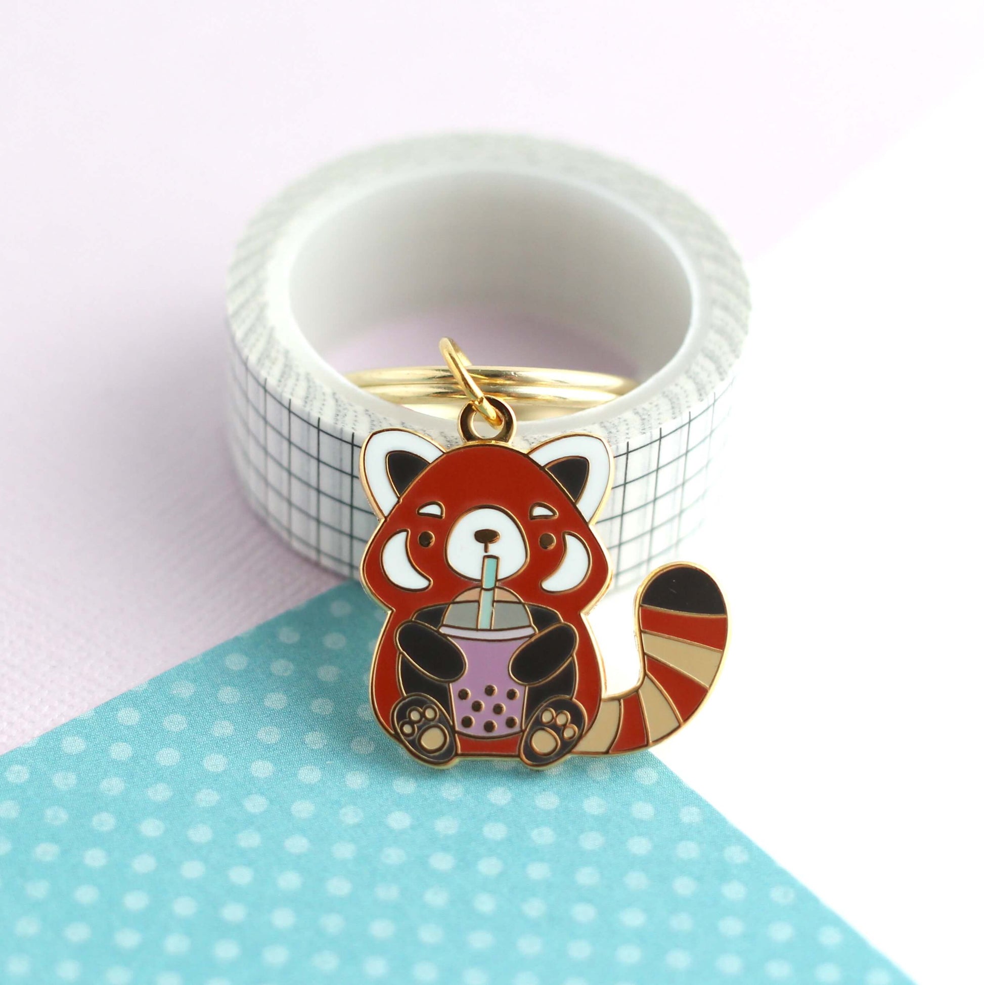 Porte-clés en émail Bubble Tea Red Panda