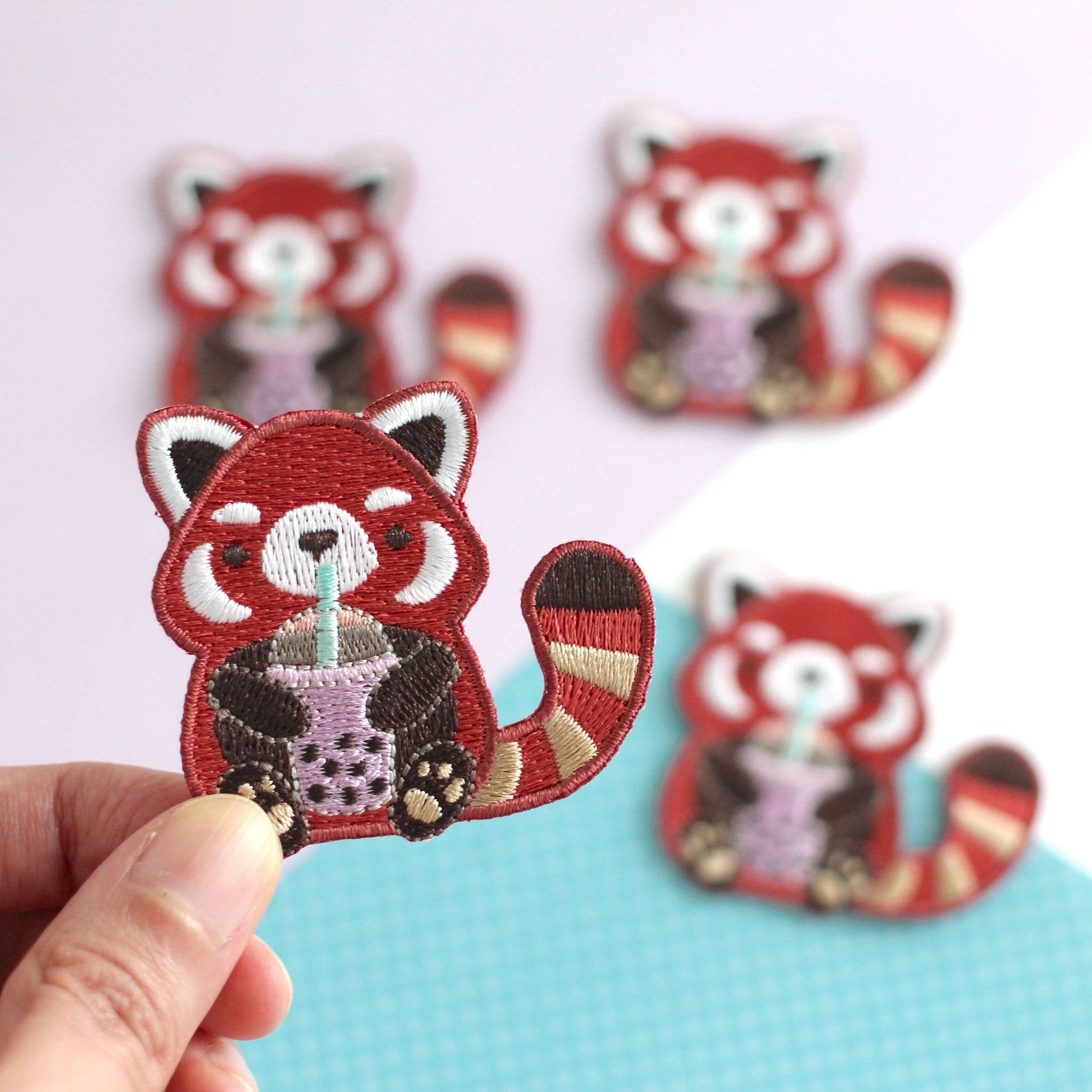 Patch thermocollant brodé Panda roux Bubble Tea