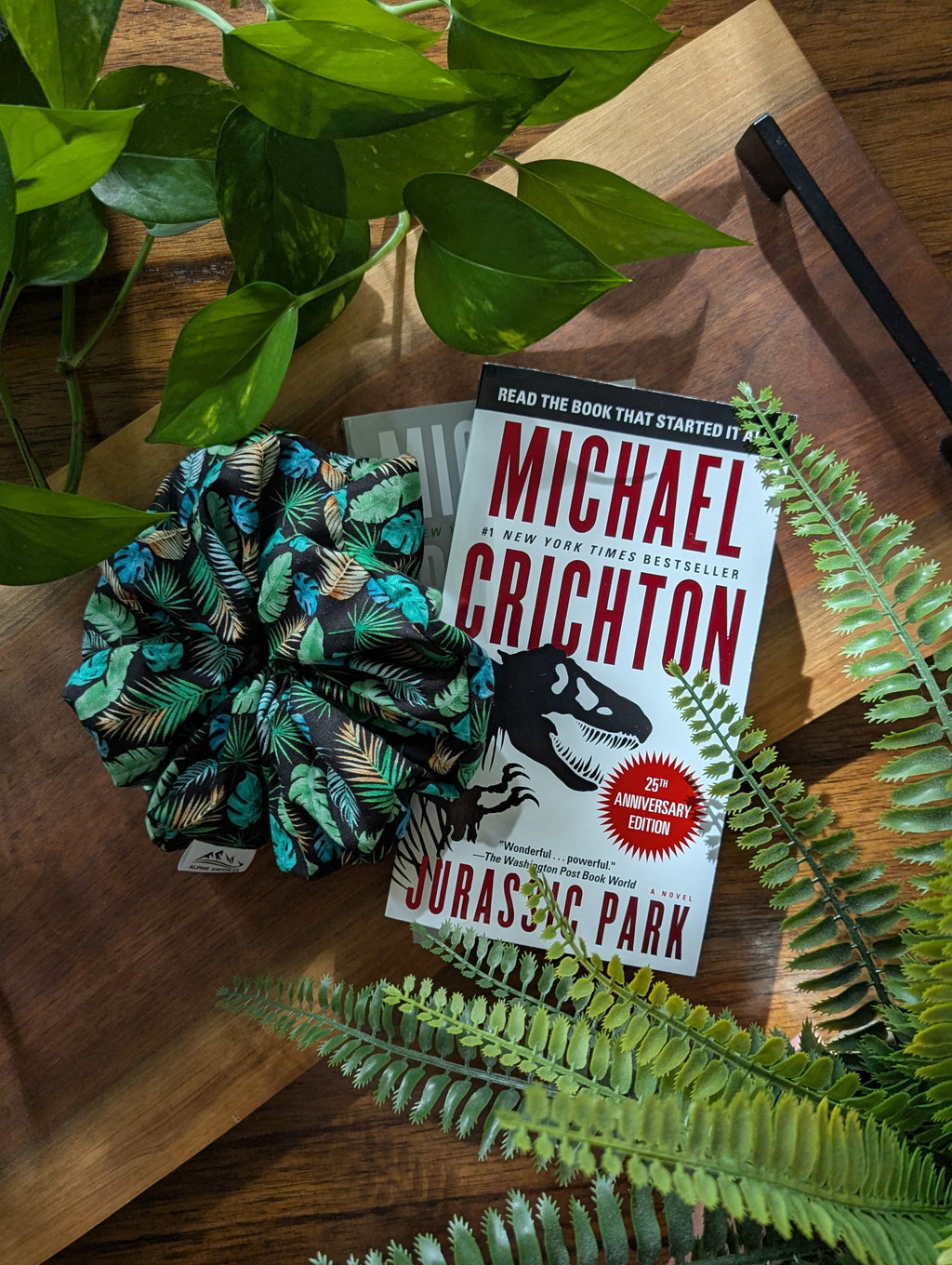 Clever Girl – Maple Cotton Scrunchie