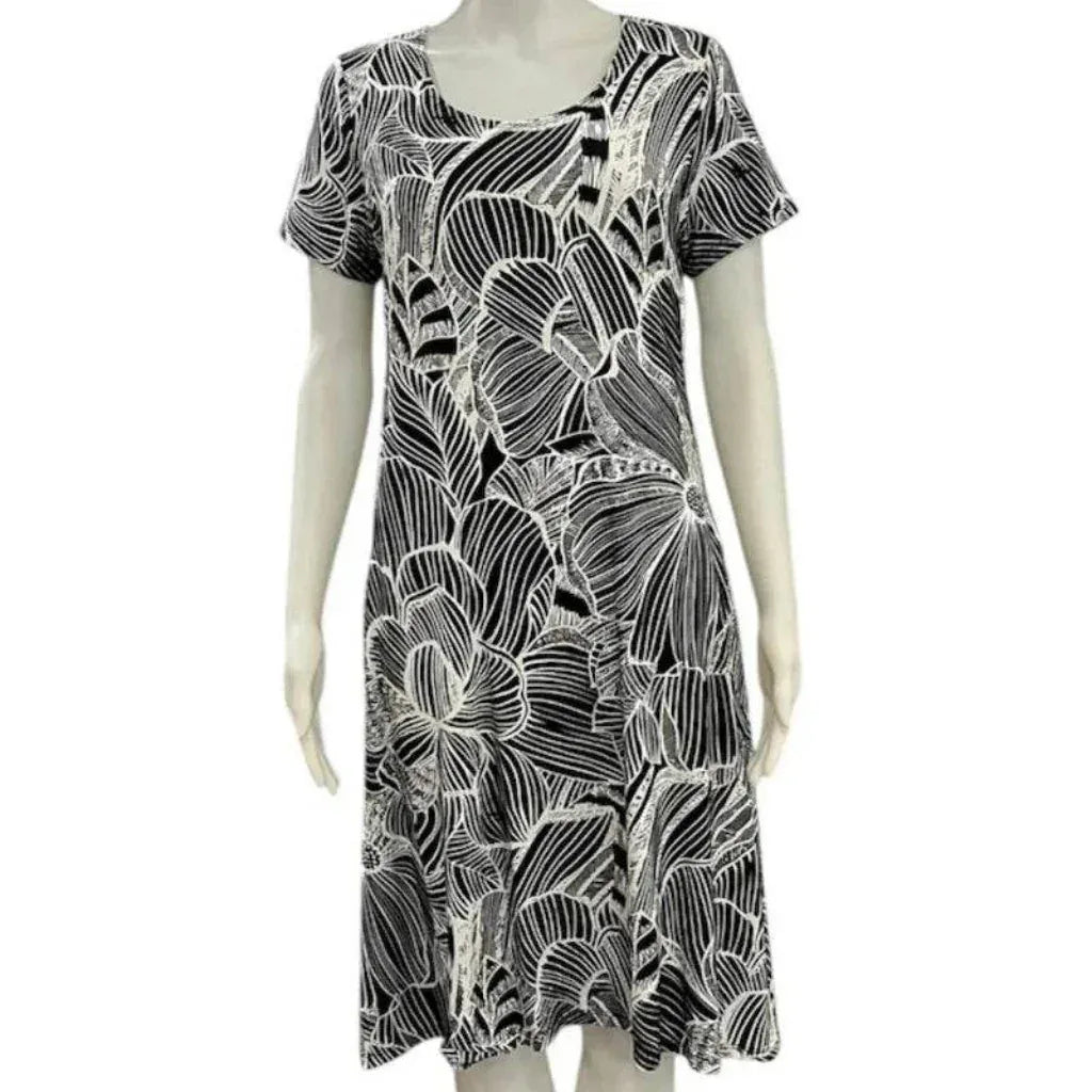 Julia Divina Black and White Dress