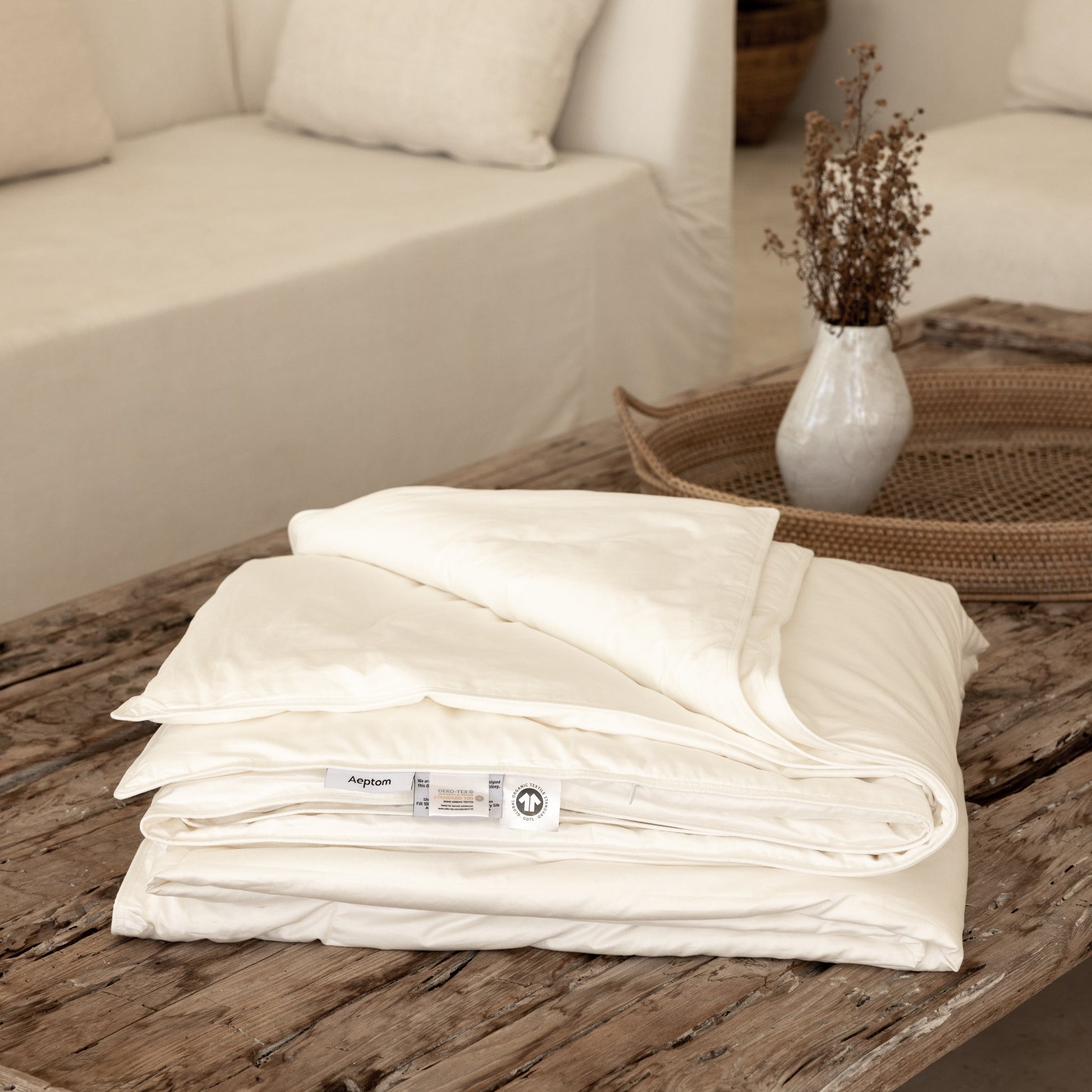 Garniture de couette en soie de mûrier avec enveloppe en coton biologique