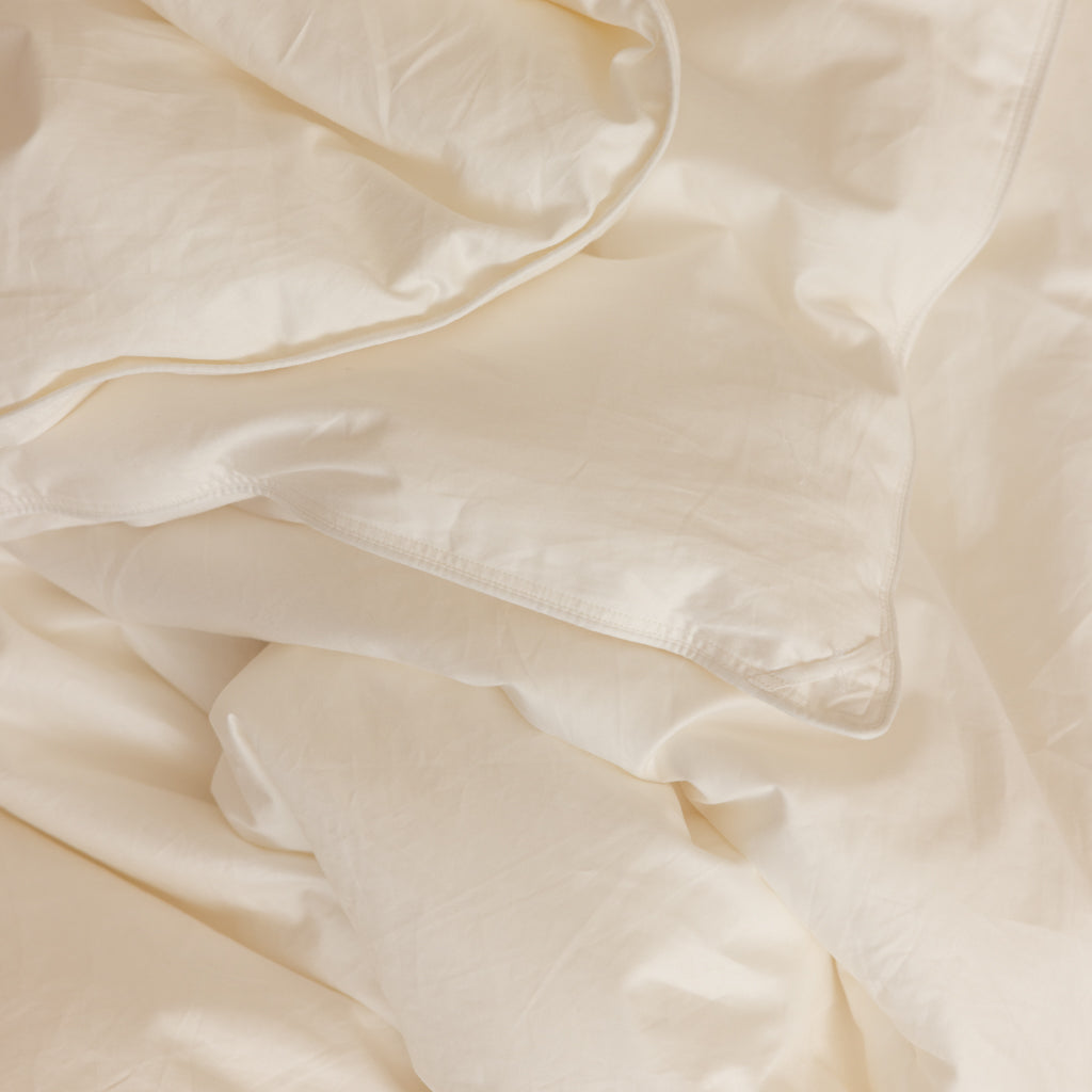 Garniture de couette en soie de mûrier avec enveloppe en coton biologique