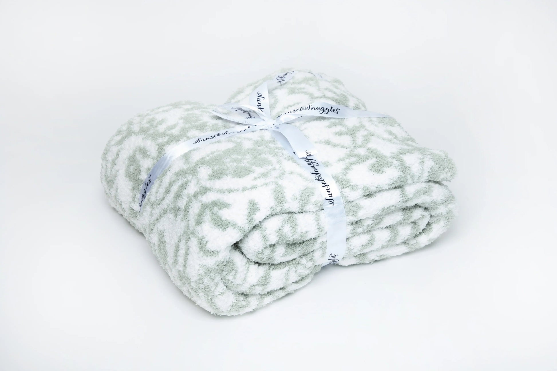 Desert Sage & White Fairy Garden Vine Print Extended Throw