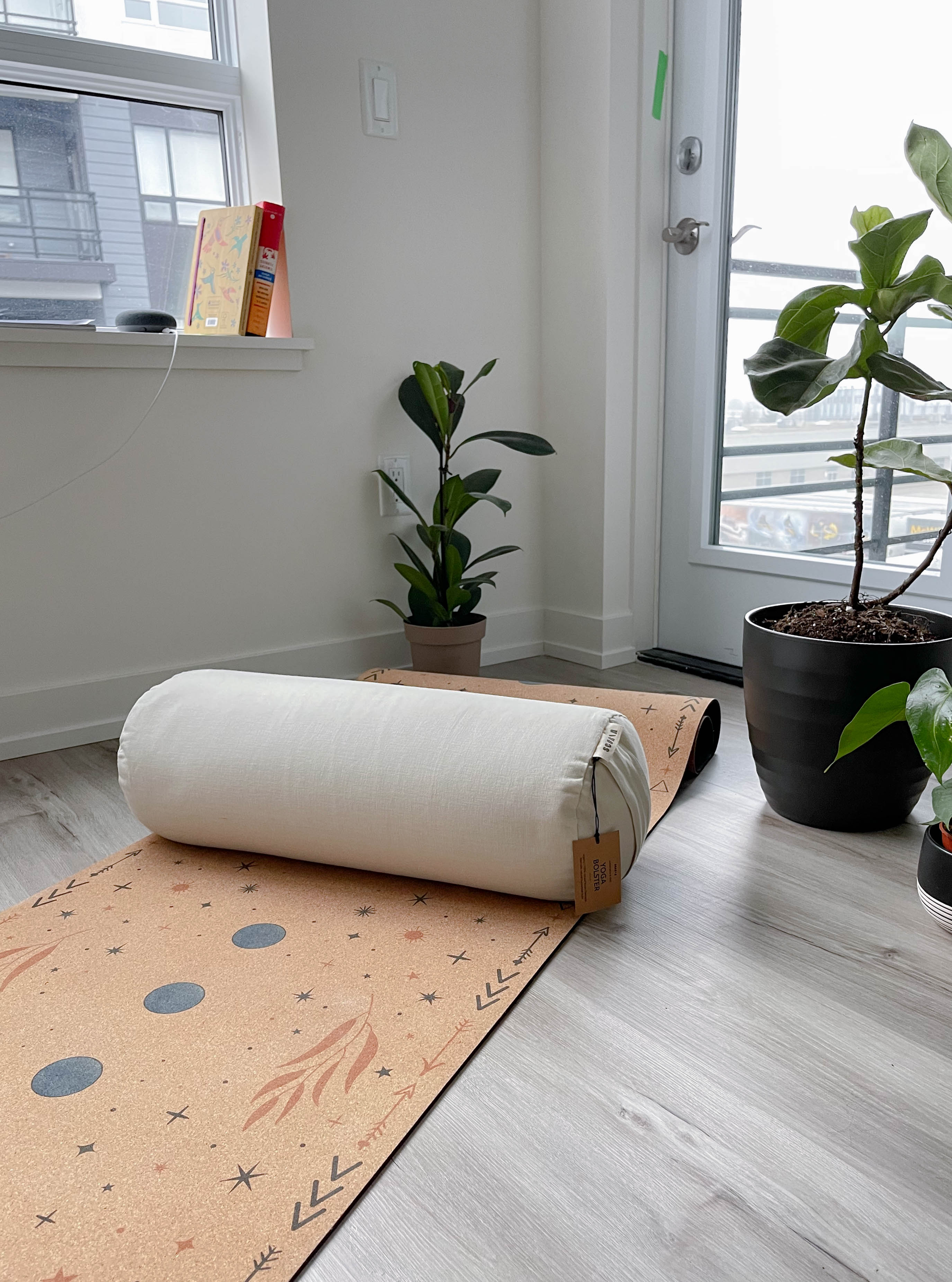 Round Yoga Bolster | Natural & Organic | Ivory White