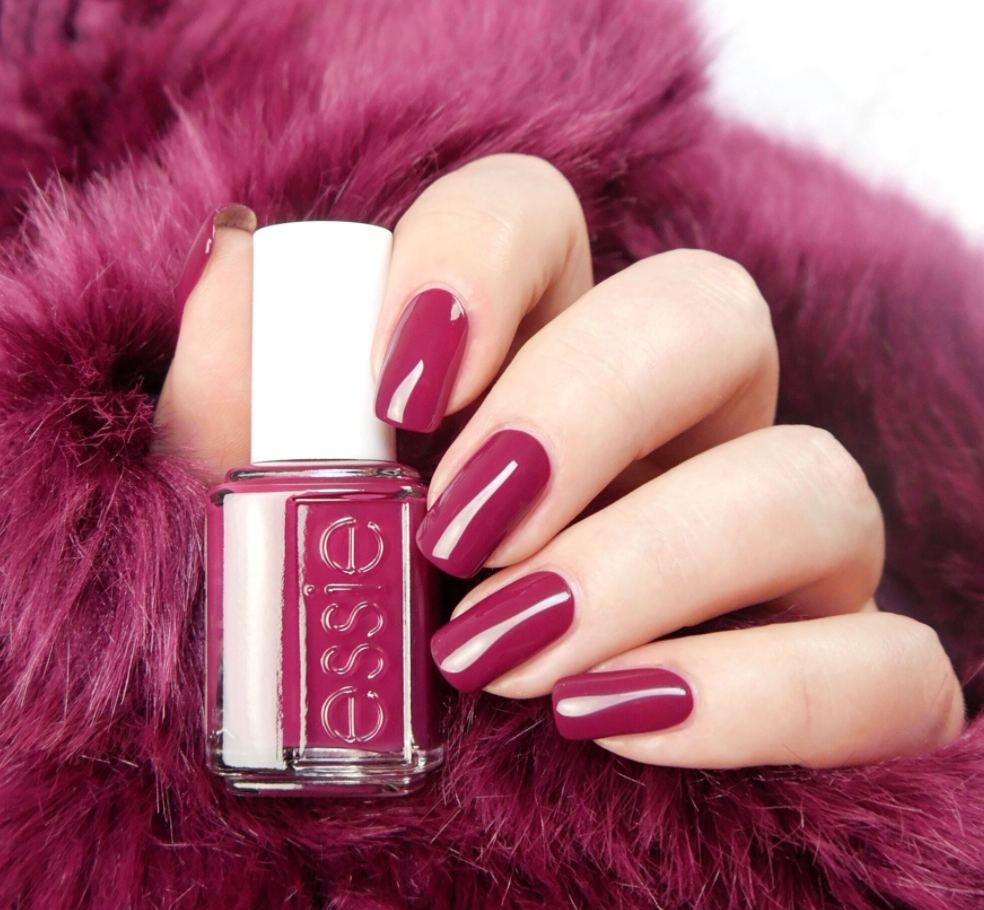 Essie Knee-High Life