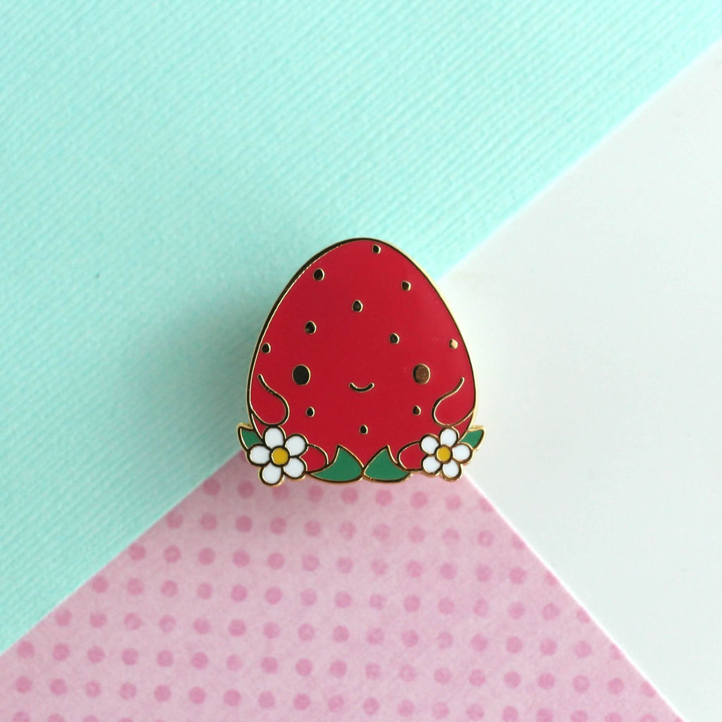 Broche émaillée Happy Strawberry