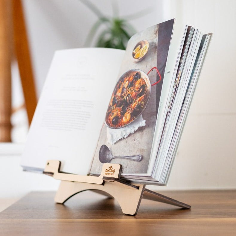 Recipe Book Stand 'd-Poser'