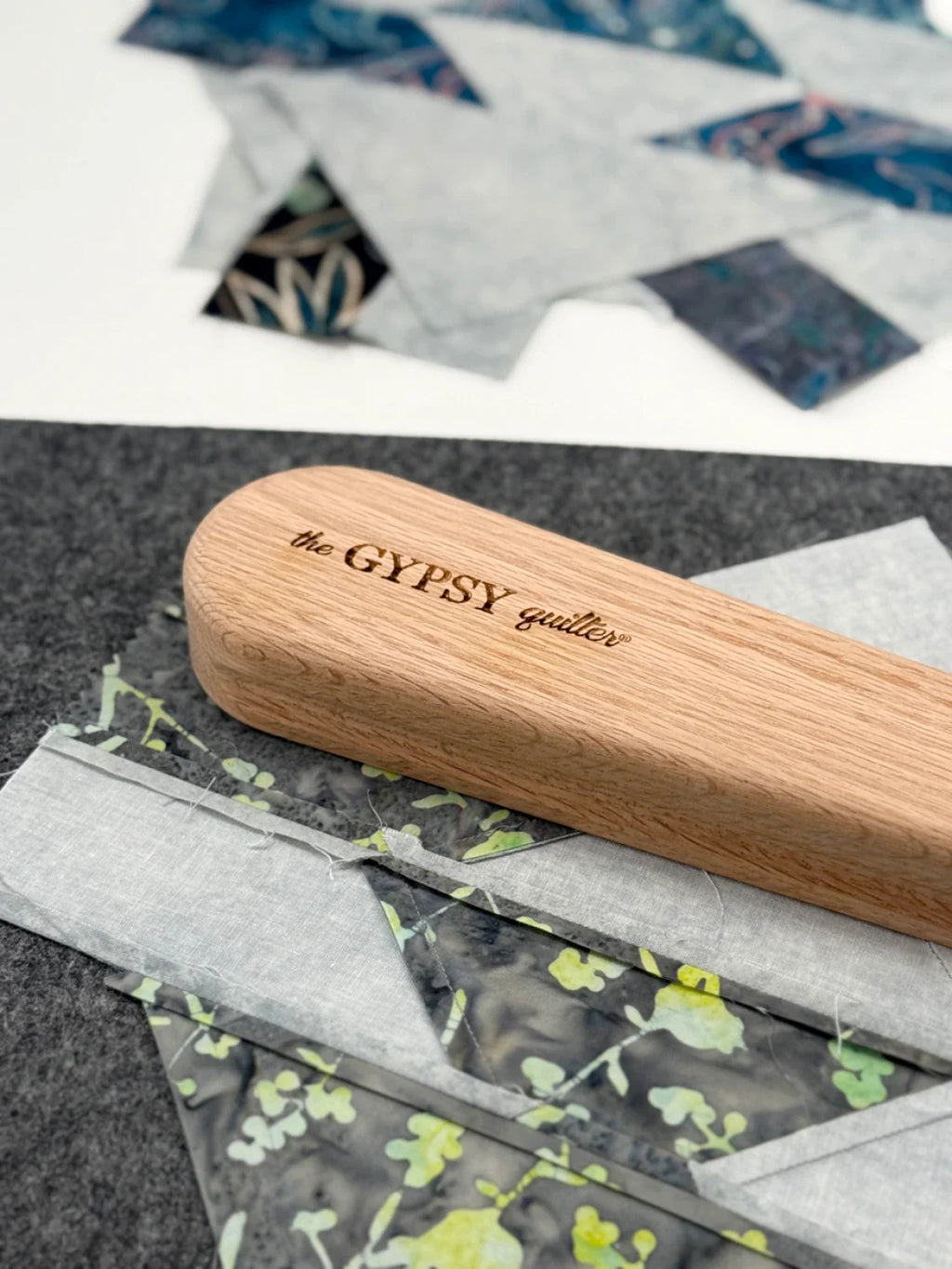 Le Gypsy Quilter Clapper Grand 11-1/2 pouces