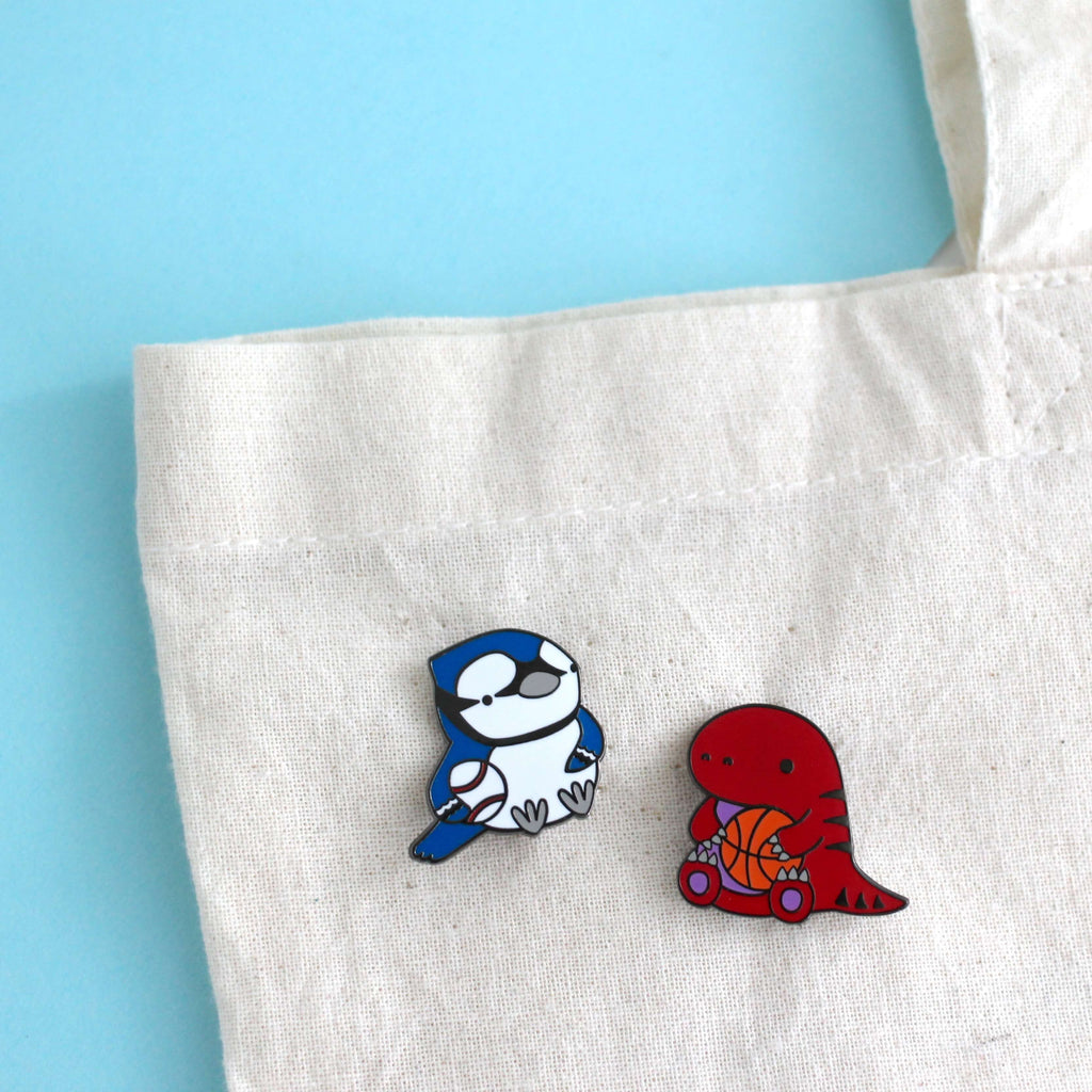 Broche émaillée geai bleu - Broche baseball - Cadeau oiseau - Broche pour sac à dos