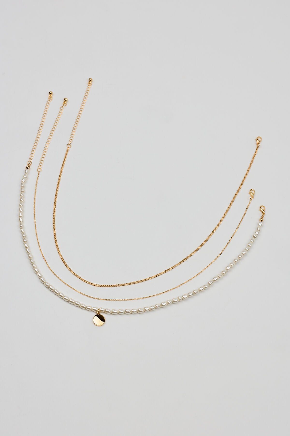 Ensemble de 3 colliers de perles et de chaînes