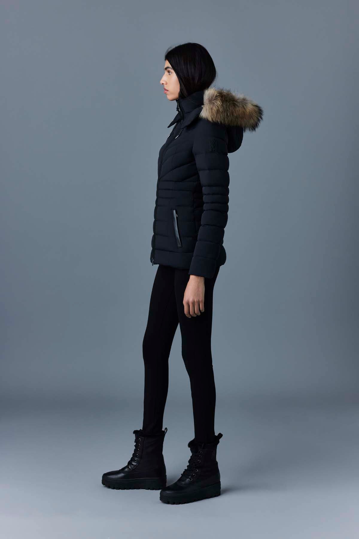 PATSY Manteau Agile 360 en couette avec col en fourrure naturelle