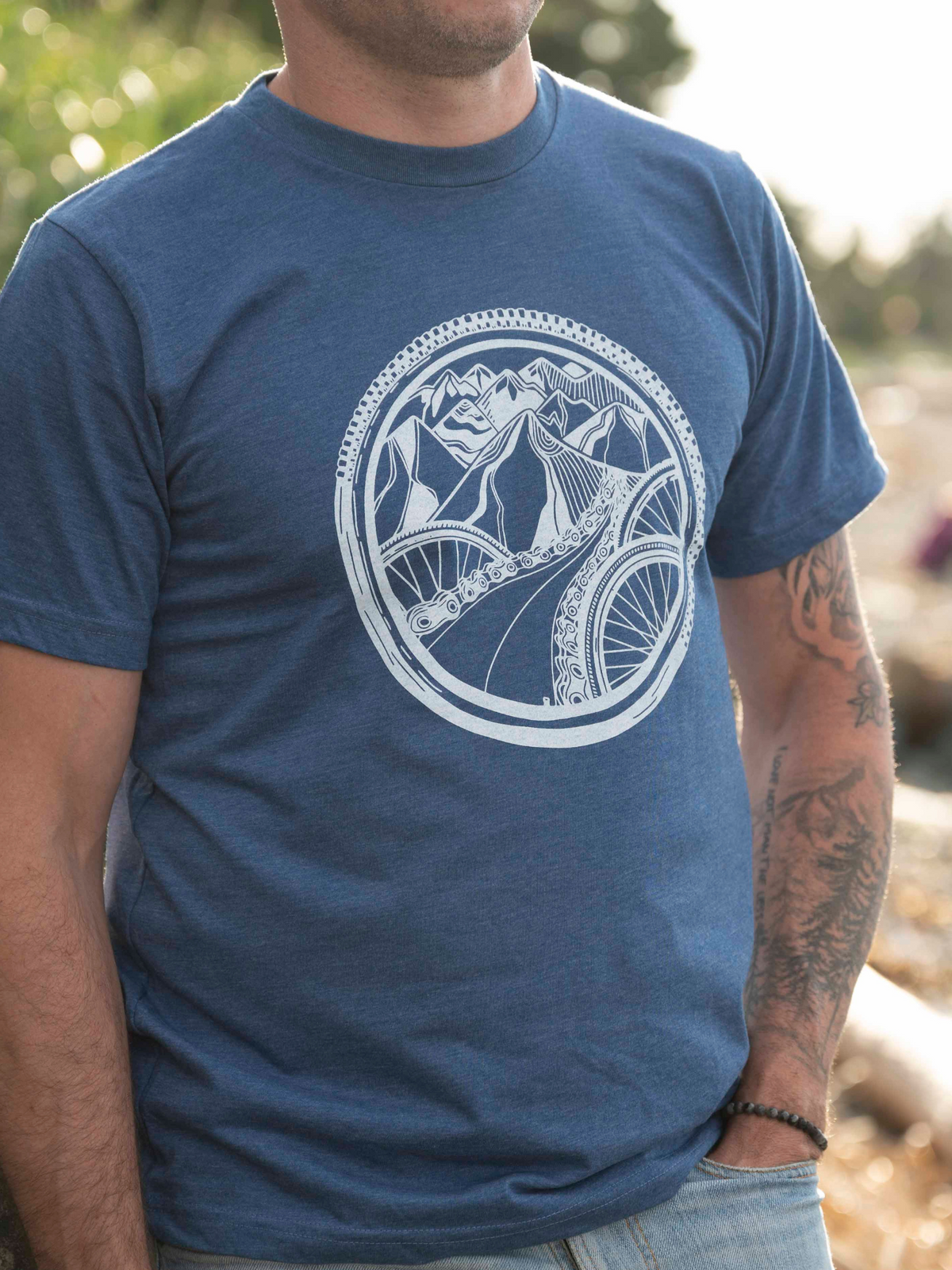 BIKE WORLD - T-shirt écoresponsable unisexe