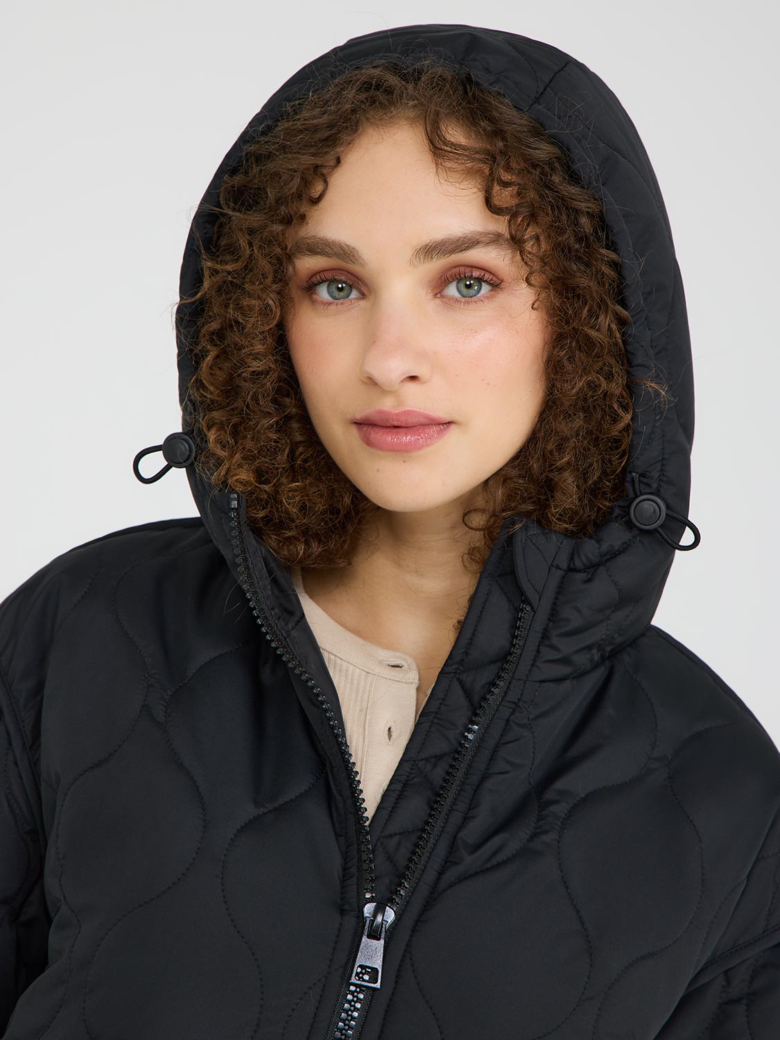 Veste matelassée à capuche