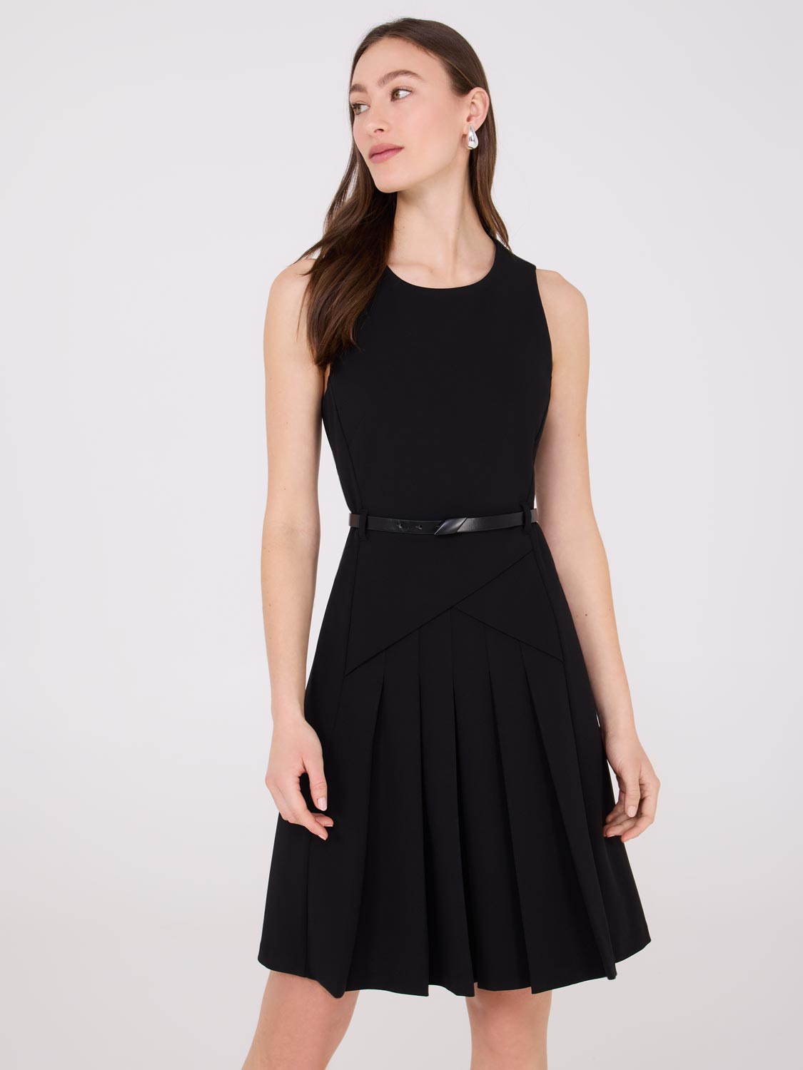 Robe mi-longue en crêpe à plis creux