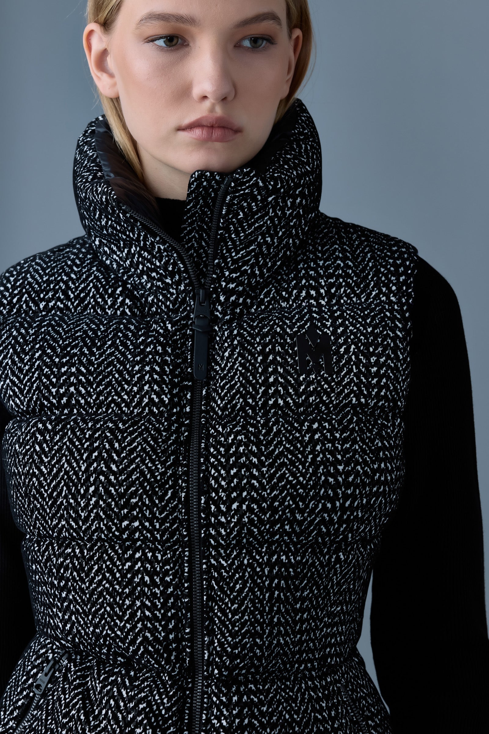 Gilet léger floqué CHAYA-FLP