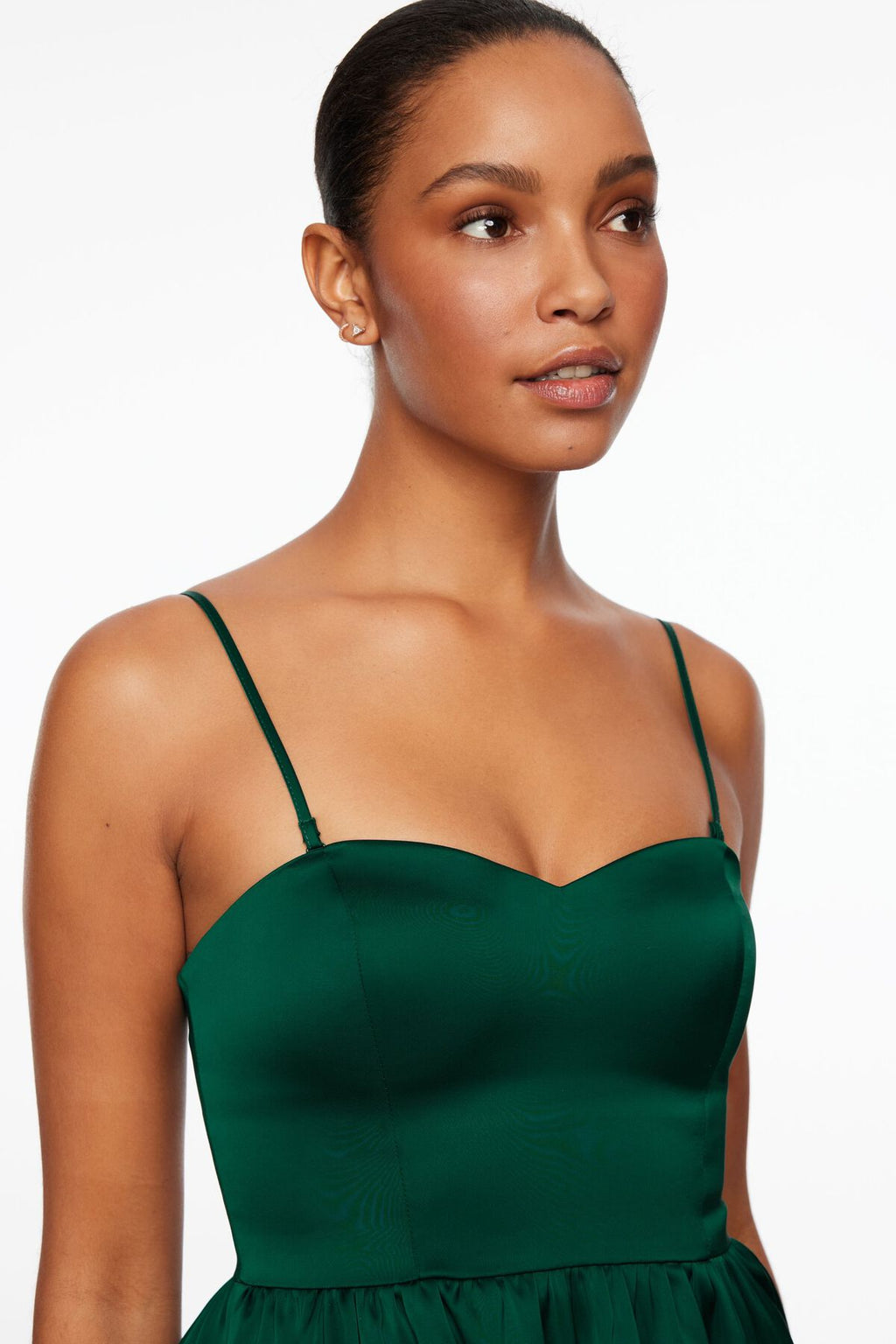 Haut en satin à basque nu