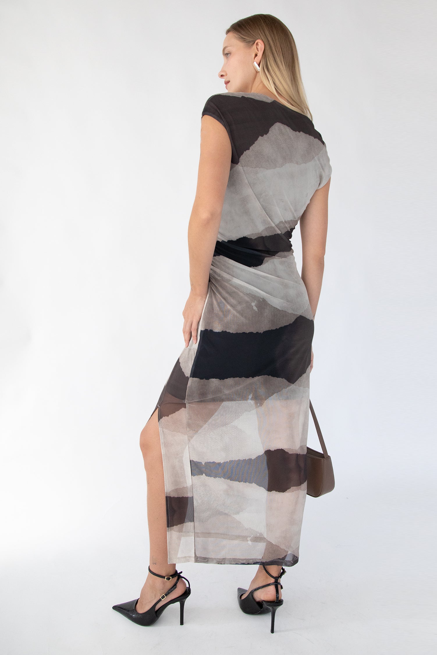 ROBE LONGUE EN MAILLE À MOTIFS SANS MANCHES