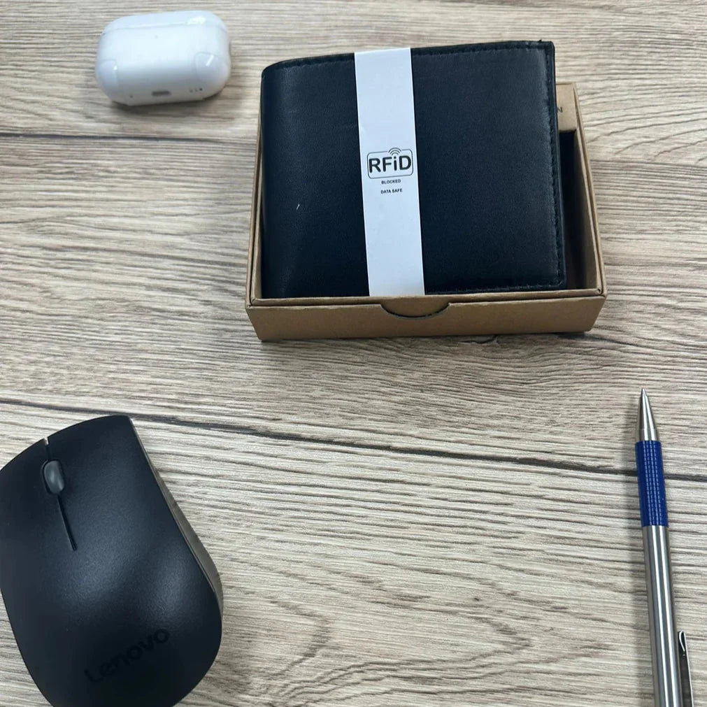 Greenwood Leather Men’s Wallet. Top-Grain, 13-Card Slim Design