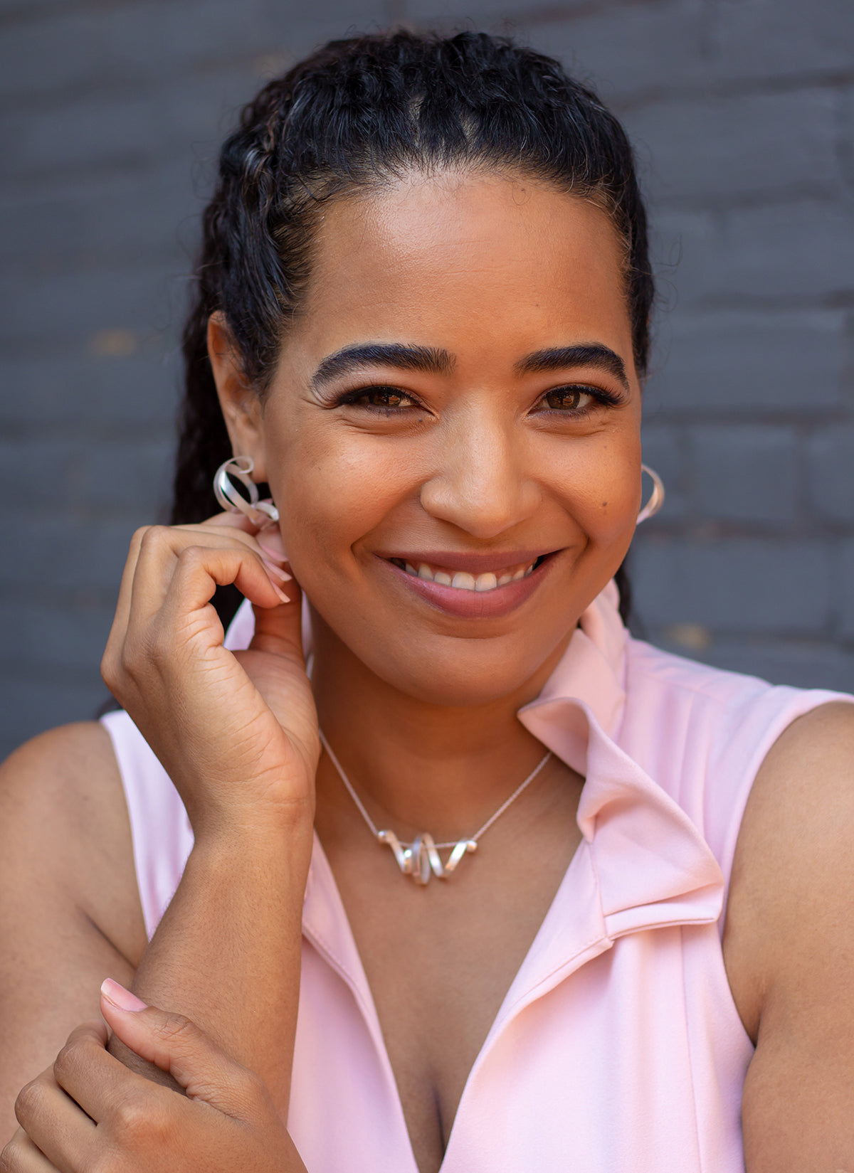 silver spiral necklace, curly necklace, contemporary jewelry, art jewellery, helix pendant