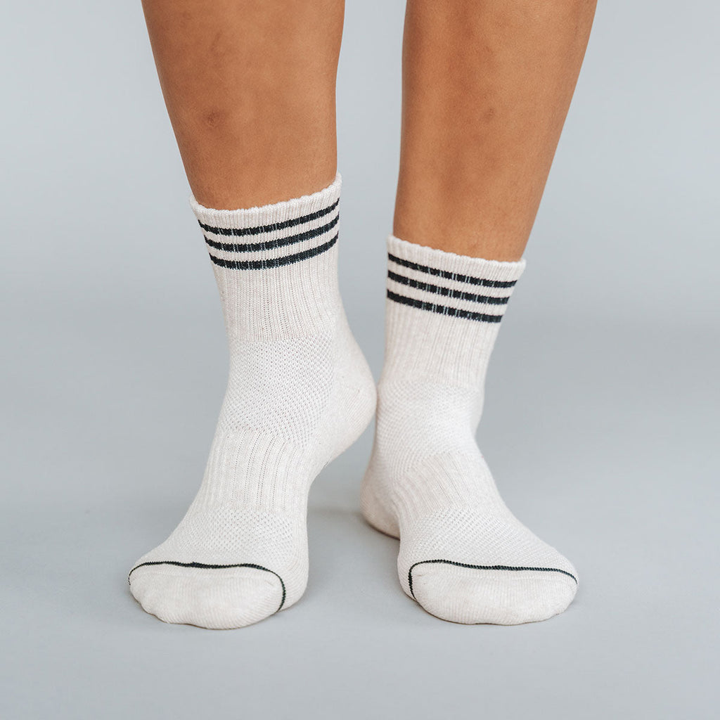 Chaussettes Le Bon Shoppe Girlfriend couleur avoine avec noir