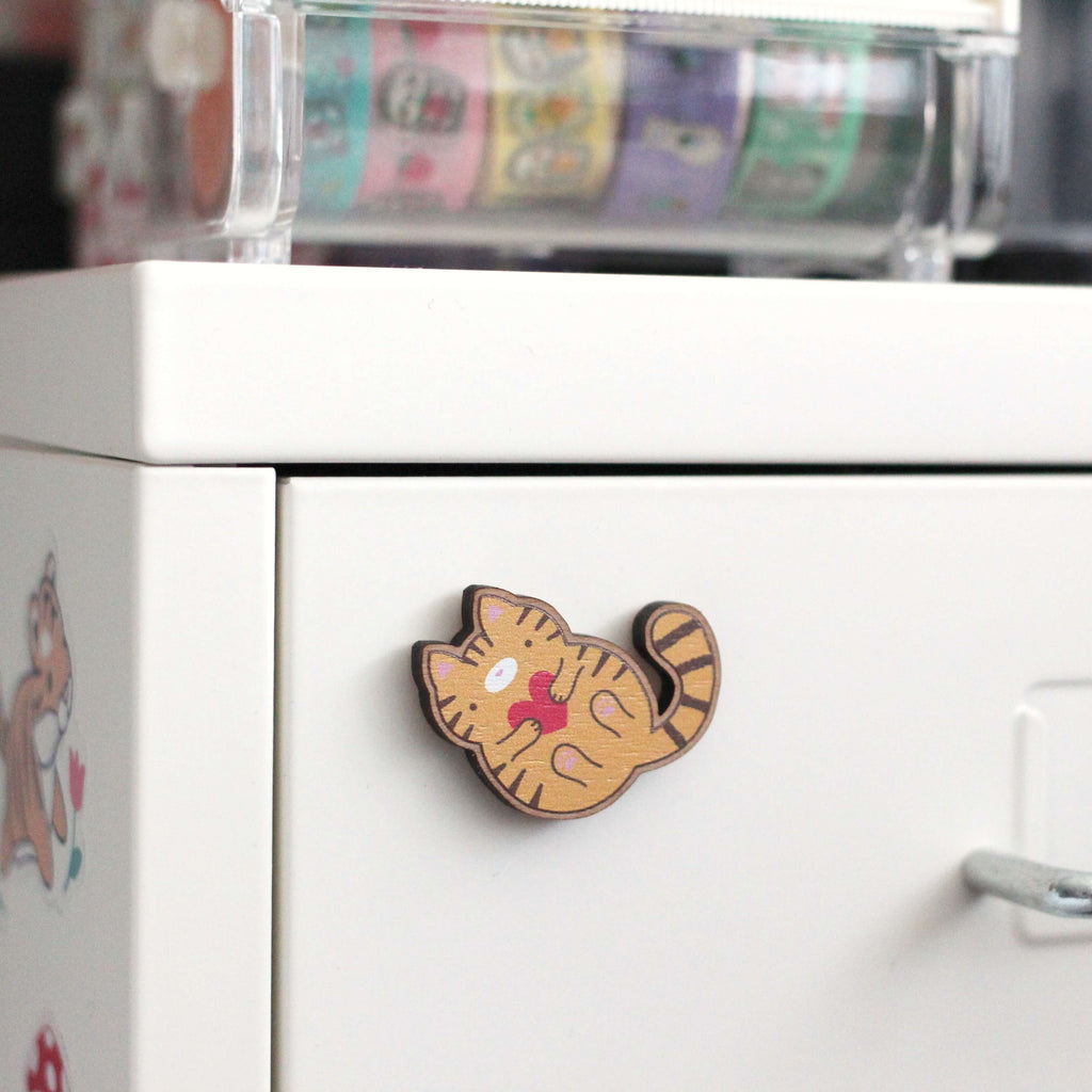 Orange Tabby Cat Wooden Needle Minder