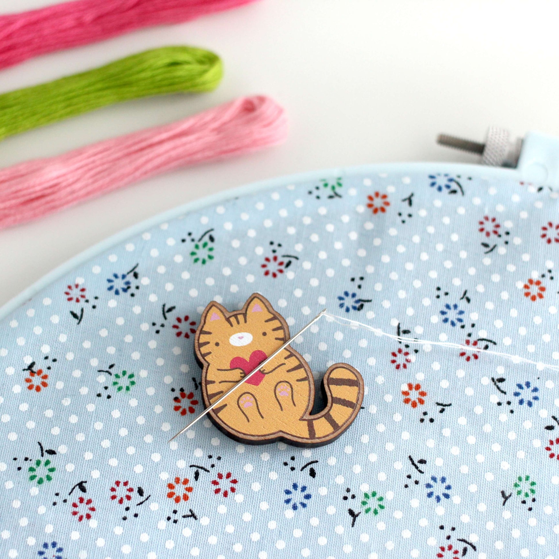 Orange Tabby Cat Wooden Needle Minder