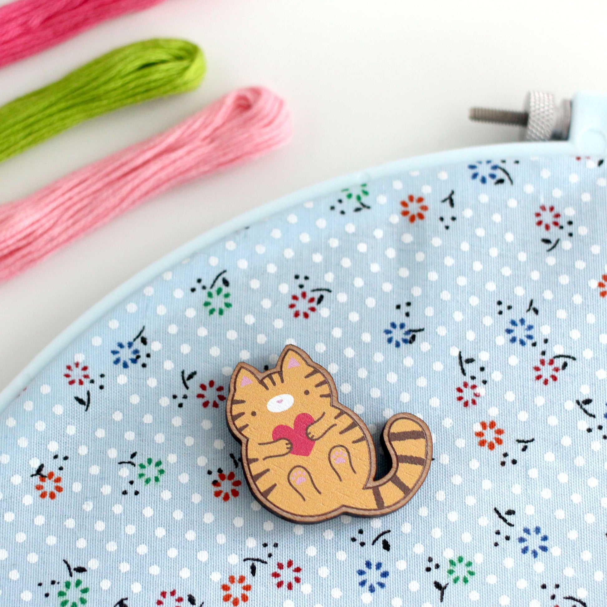 Orange Tabby Cat Wooden Needle Minder