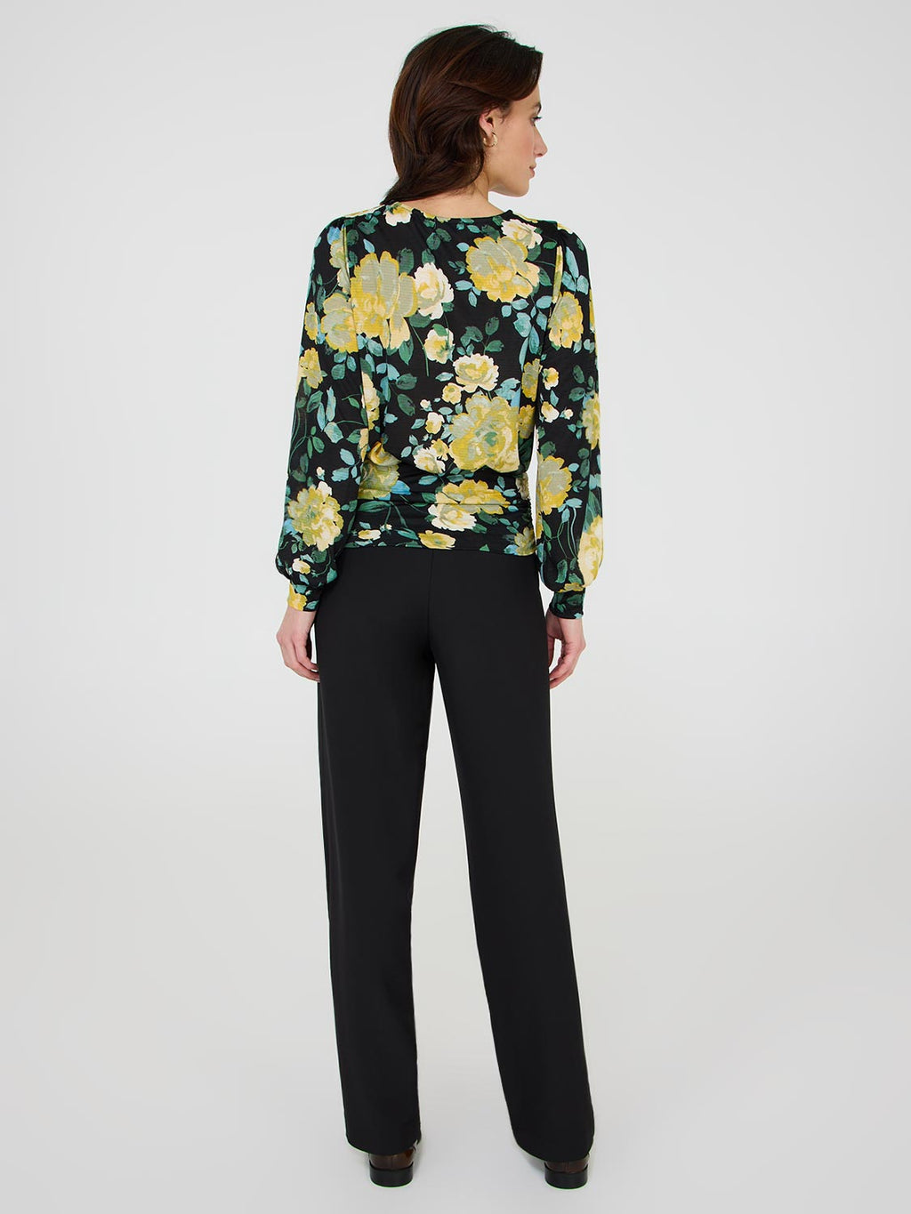 Haut à imprimé floral texturé avec trou de serrure sur le devant
