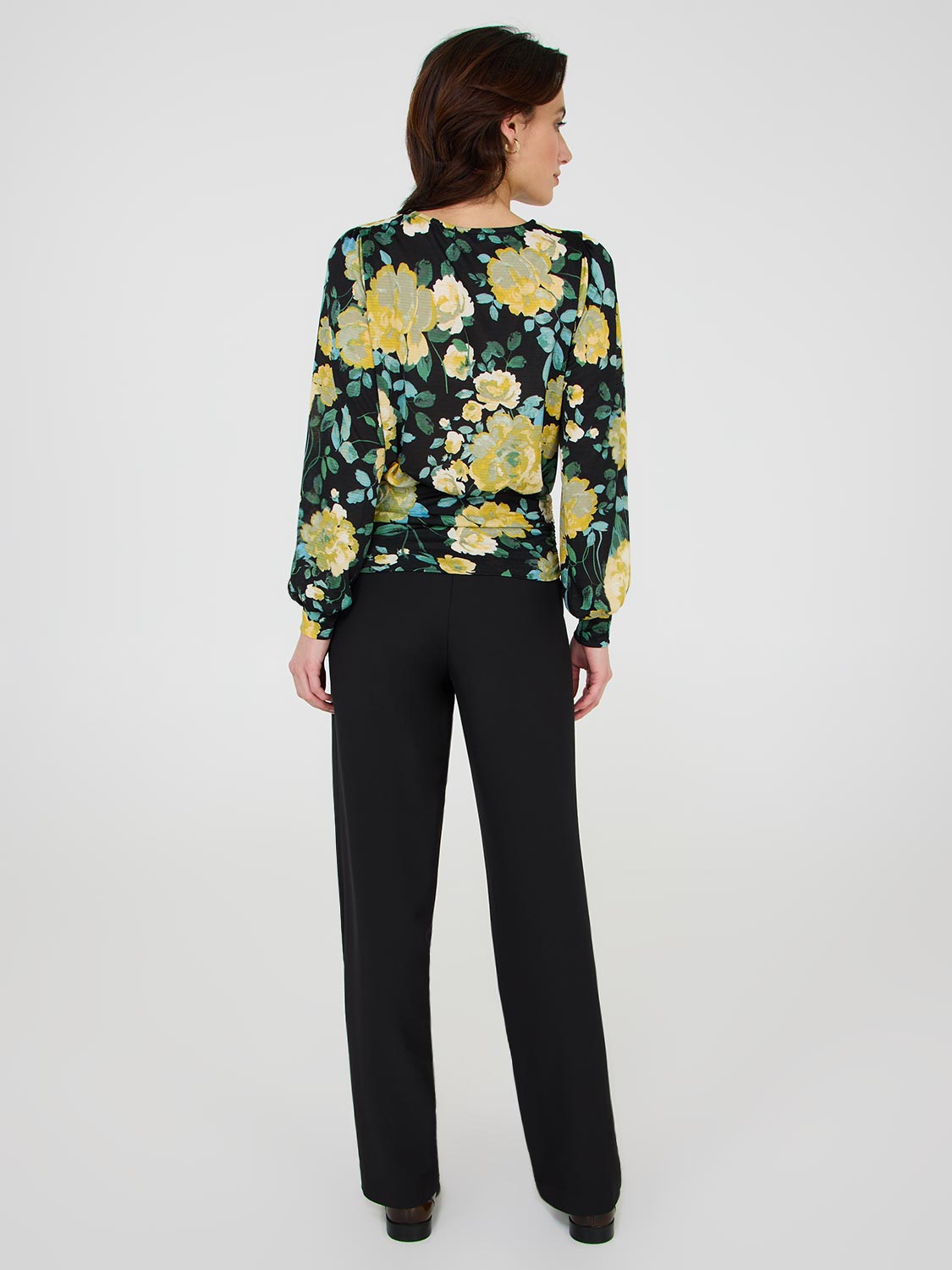 Haut à imprimé floral texturé avec trou de serrure sur le devant