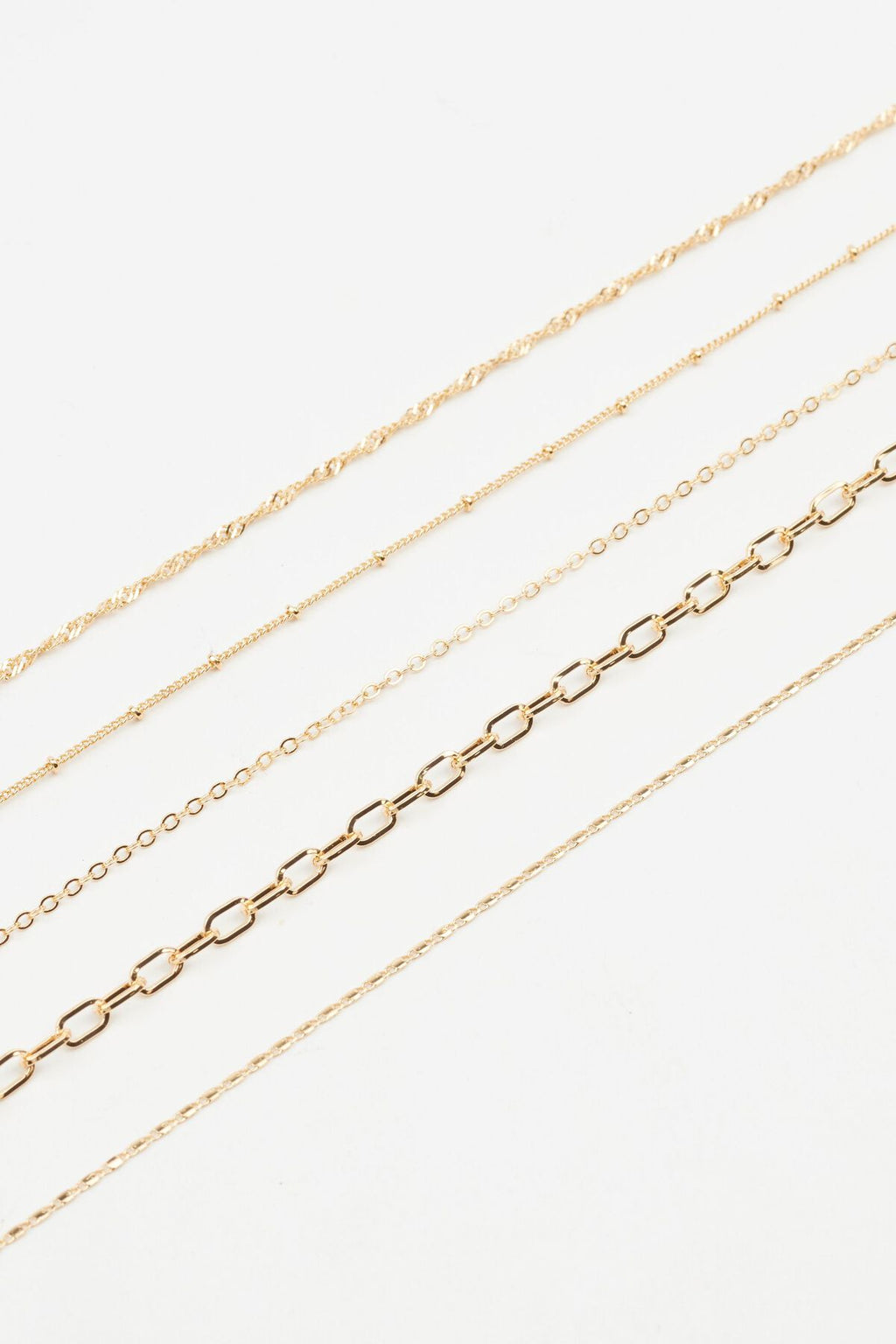 Ensemble de 5 chaînes classiques
