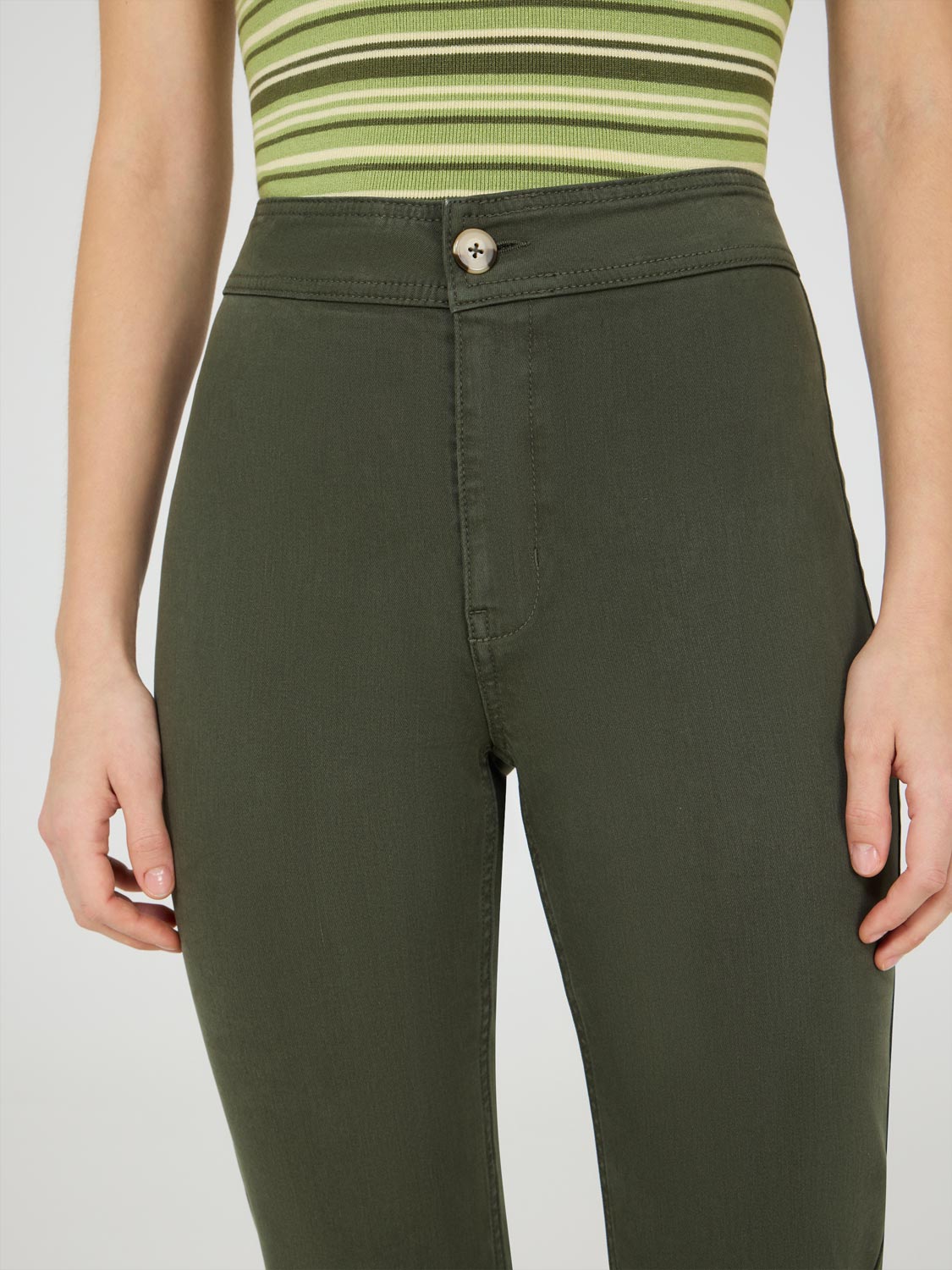 Pantalon droit taille mi-haute en Tencel